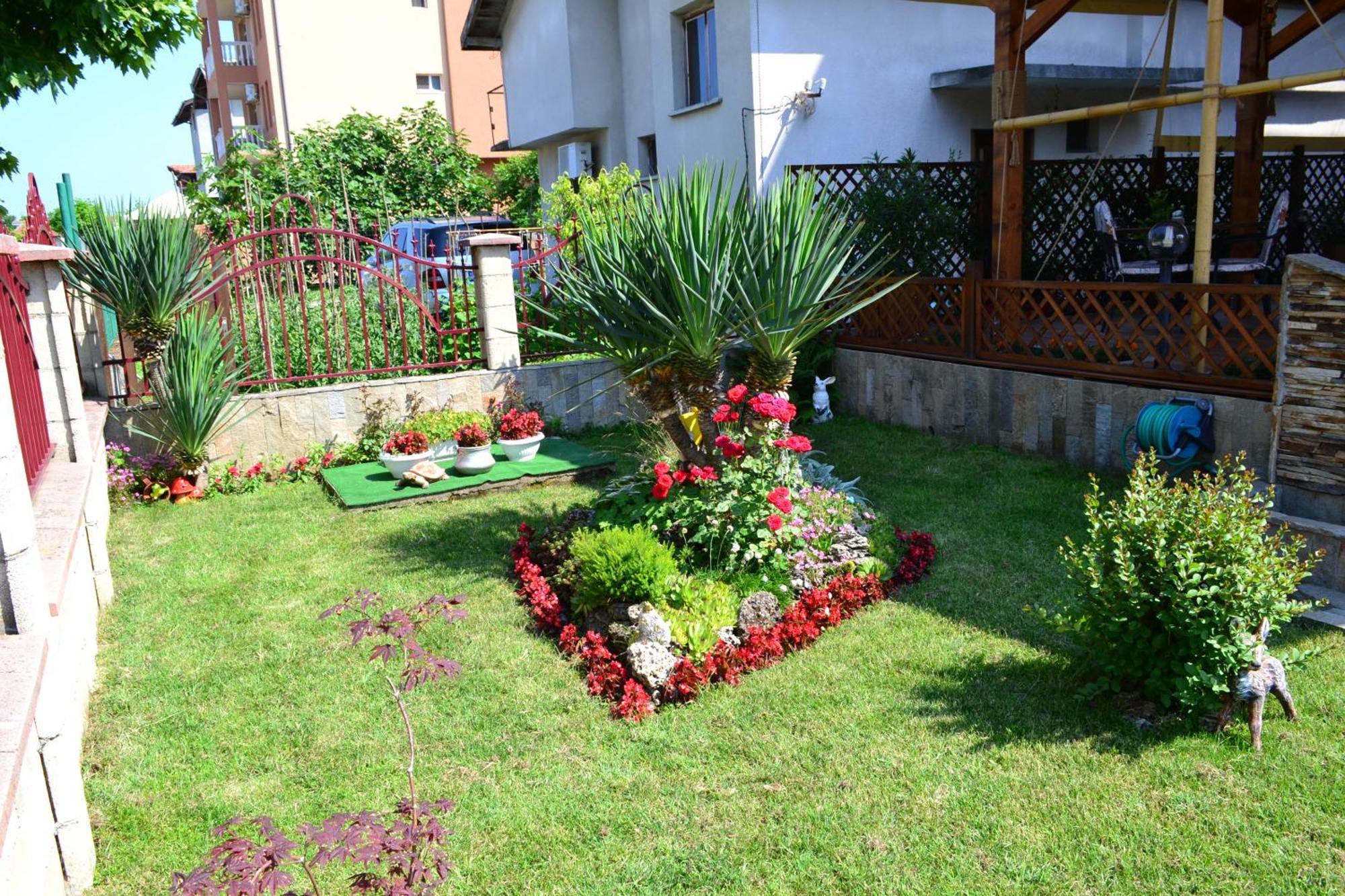לוזנטס Saint George Family Hotel מראה חיצוני תמונה