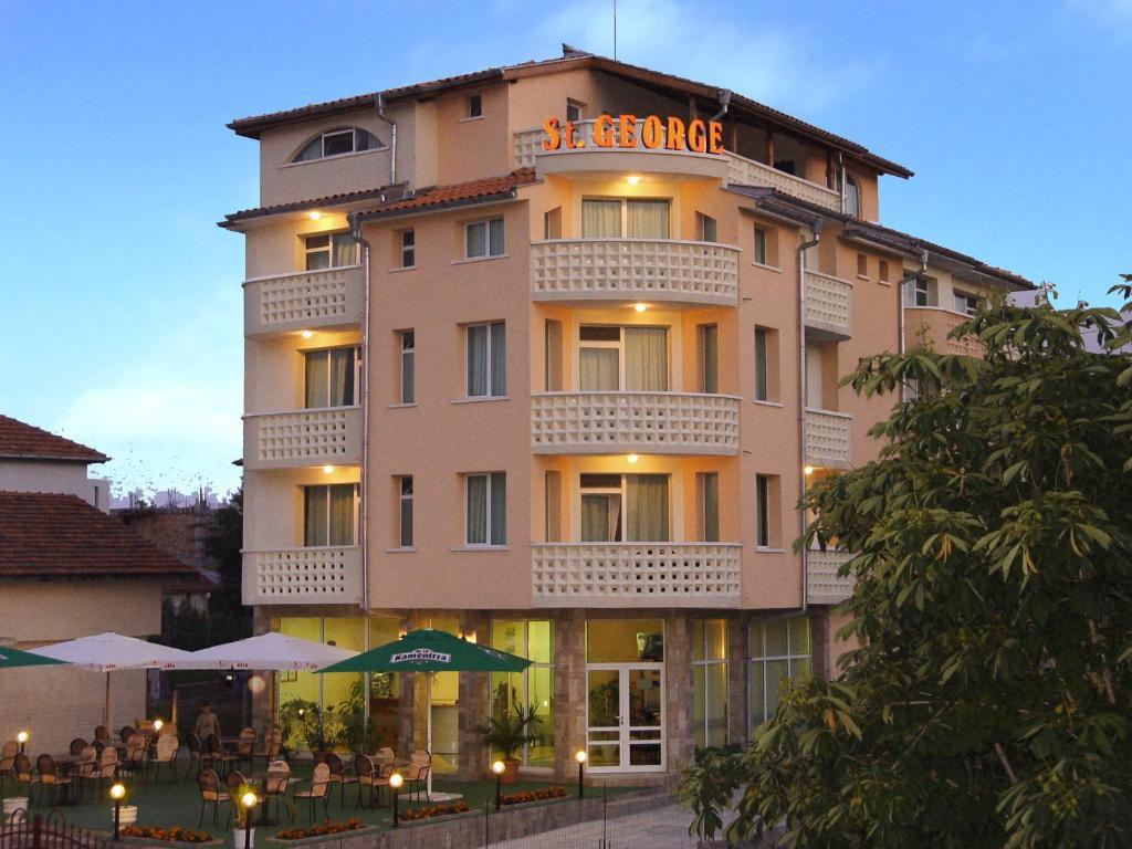 לוזנטס Saint George Family Hotel מראה חיצוני תמונה